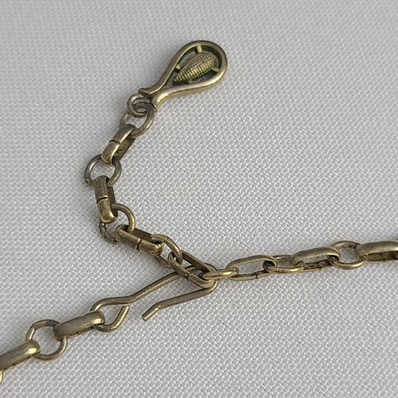 Vintage Green and Cream Necklace - Picture 5 of 8